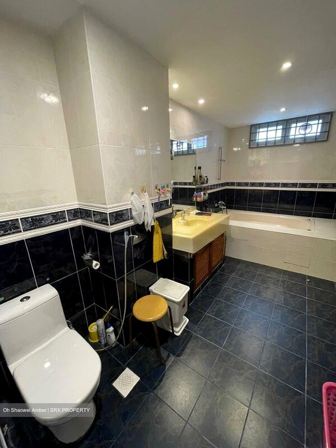 Lentor View (D26), Terrace #495961441